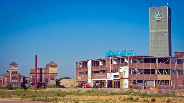 綿陽外墻eps裝飾線條建設(shè)方案