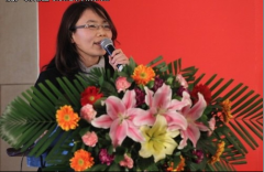 用友u9更聚焦：移動(dòng)應(yīng)用平臺(tái)挖掘客戶需求