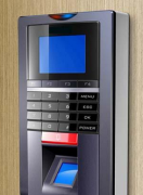 濟(jì)南門禁可以加小門(又稱便門)和視窗